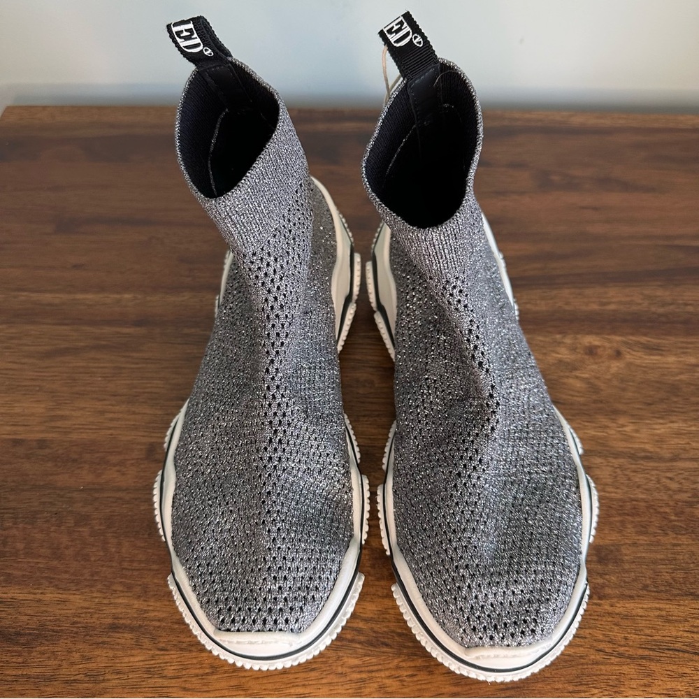 Red(V) women’s Gray Knit High-Top Sneakers size 6. FREE GIFT WITH THIS PURCHASE. - Picture 7 of 10